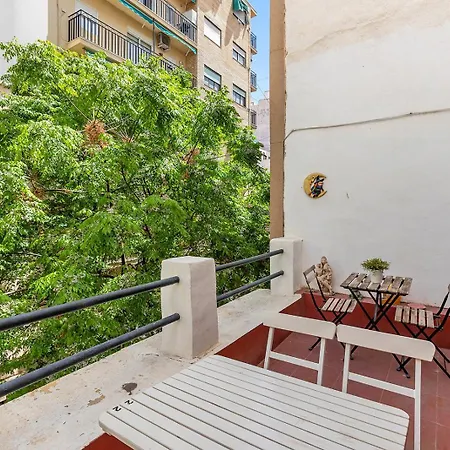 Sunny Retreat Near Market Alicante