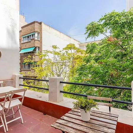 Sunny Retreat Near Market Alicante